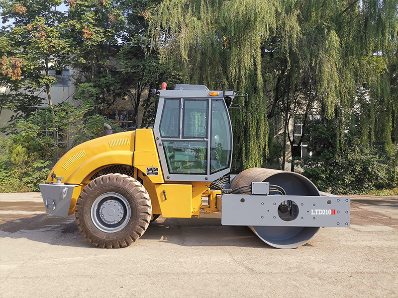 How to Grease a Road Roller: Proper Lubrication & Maintenance Guide