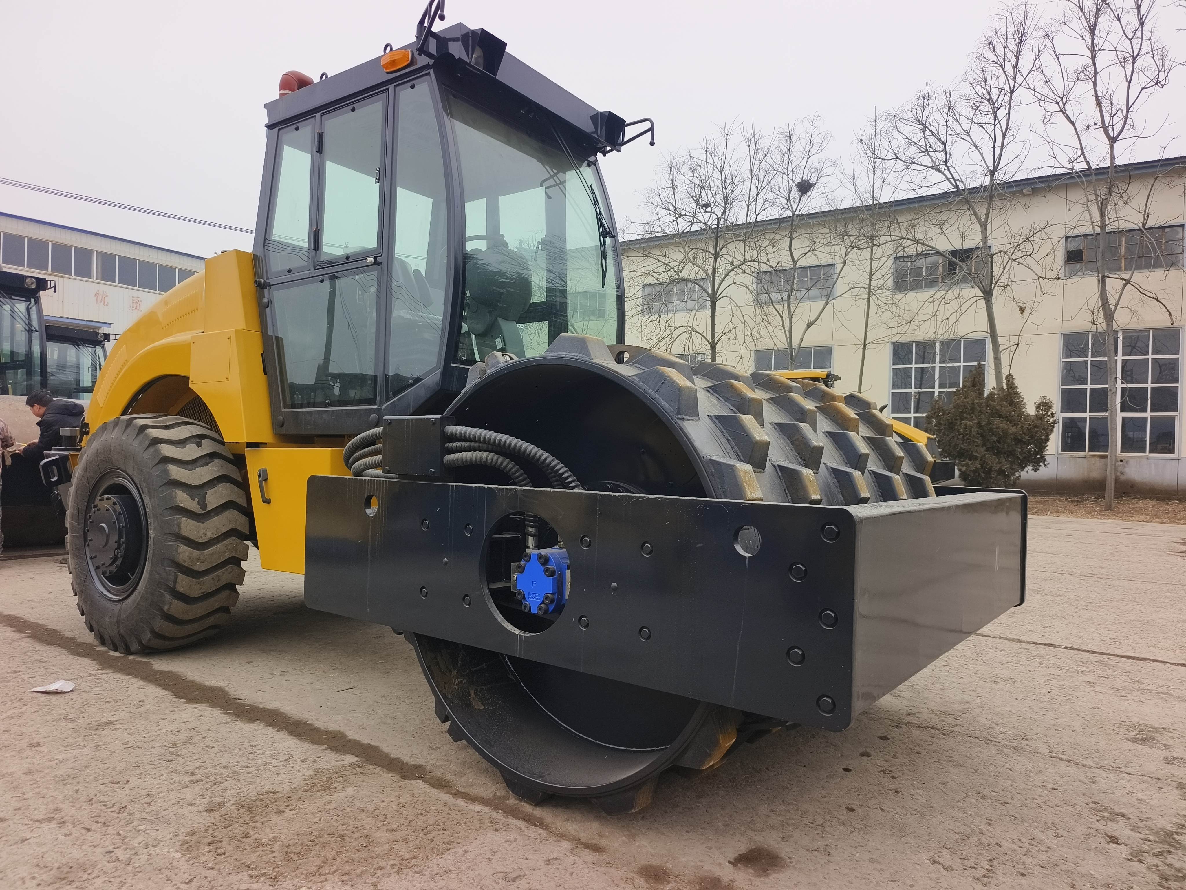 12 Tons Mechanical Single Drum Road Roller Is Very Popular By Clients